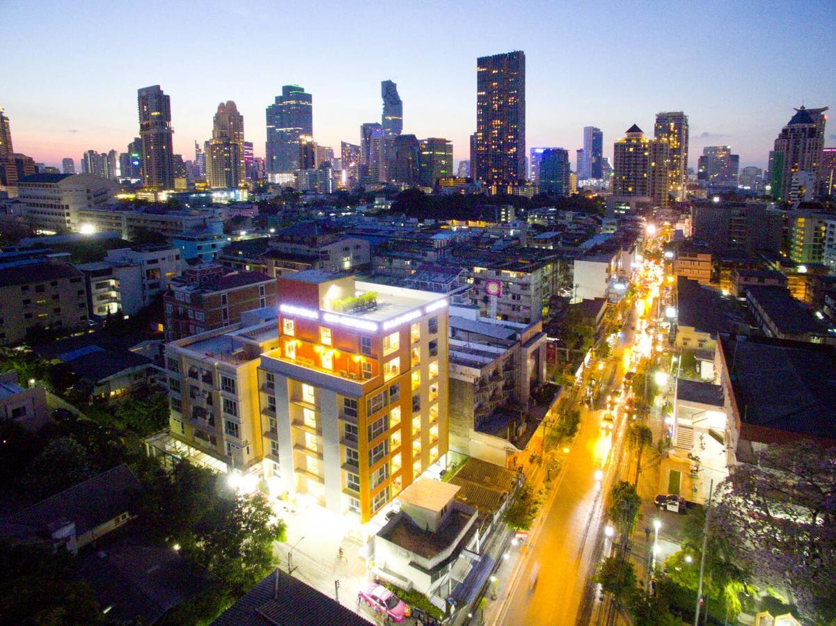 Parvena Hotel Sathorn Bangkok Exterior foto